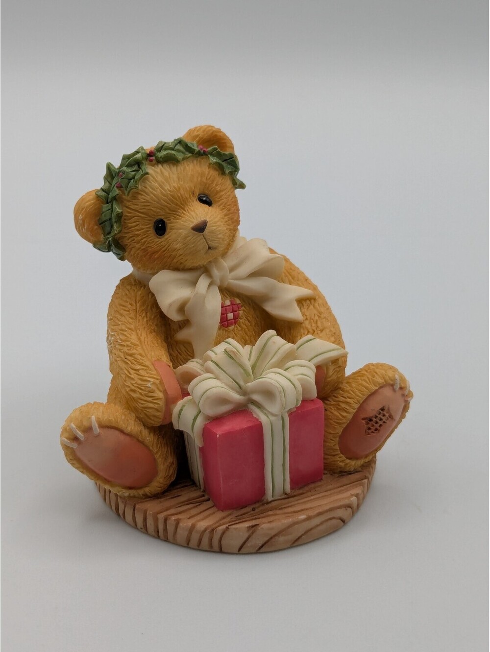 Cherished Teddies Margy (475602) 1998, I'm Wrapping Up A Little Holiday Joy